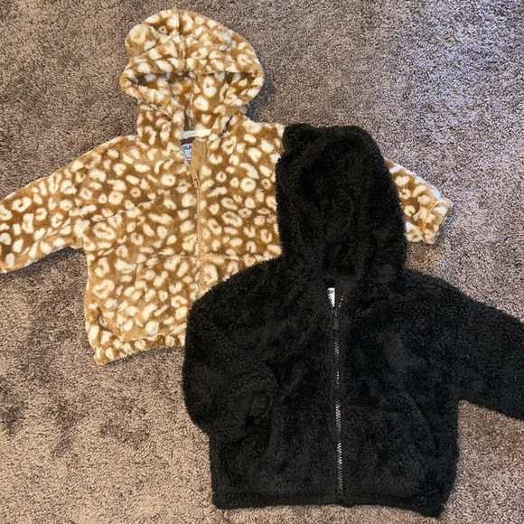 Old Navy Other - Toddler Old navy fleece zipper jackets size 18/24 matching twin set